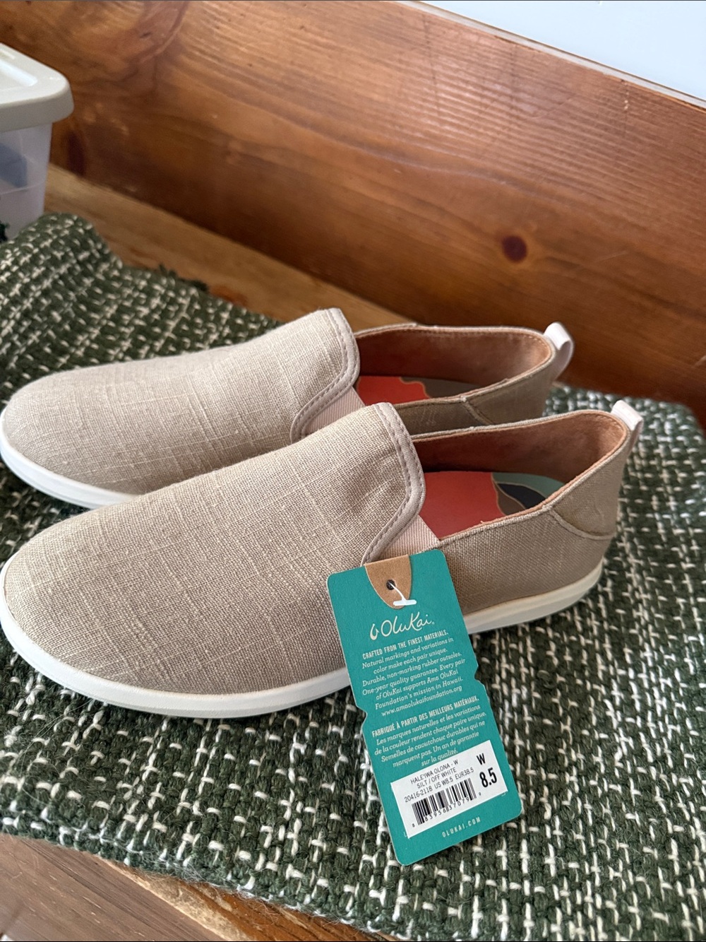 NWT-Olukai  Hale'iwa Olona Sz 8.5